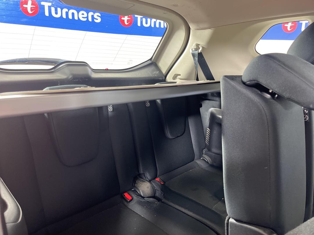 Photo '24' of Nissan X-Trail