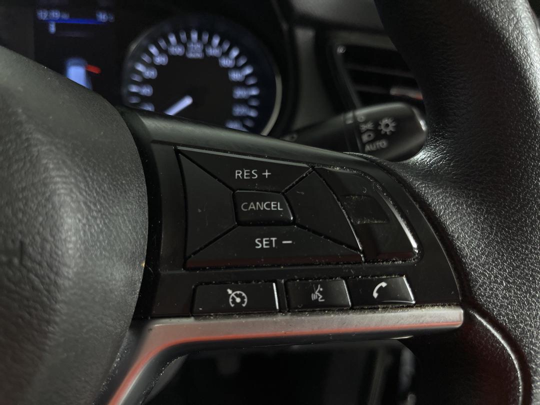 Photo '25' of Nissan X-Trail