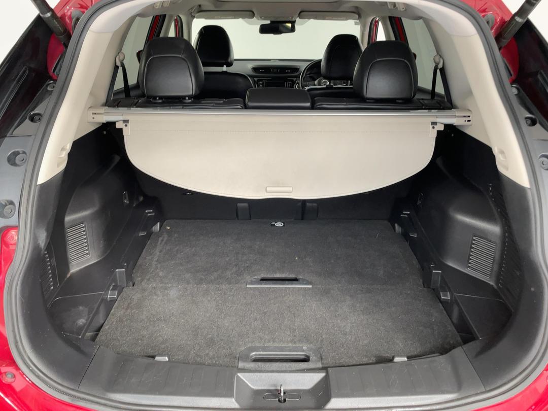 Photo '14' of Nissan X-Trail