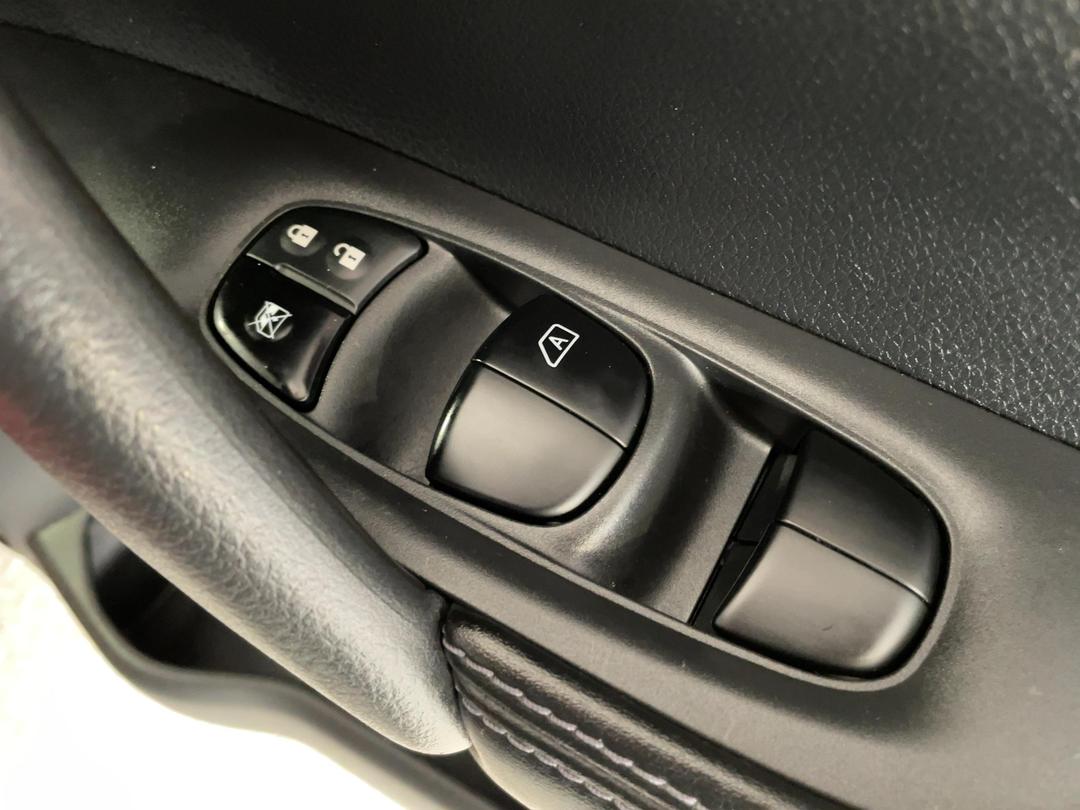 Photo '23' of Nissan X-Trail