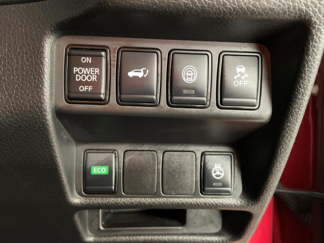 Photo '24' of Nissan X-Trail