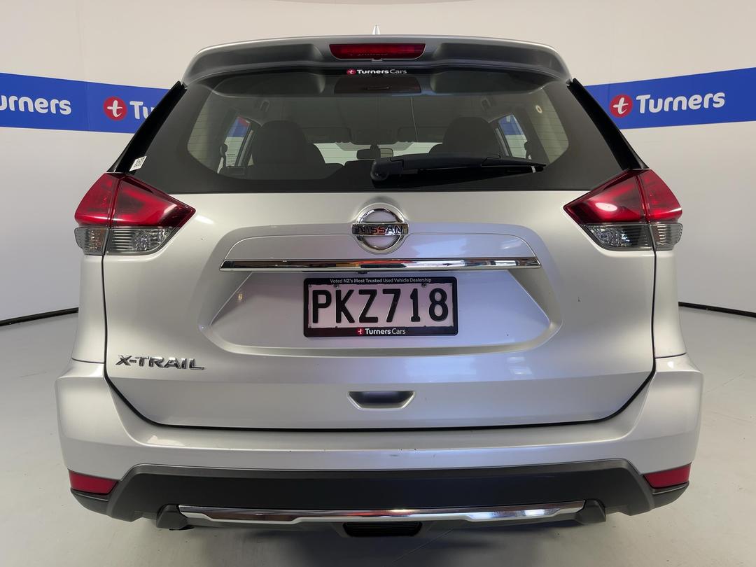 Photo '6' of Nissan X-Trail