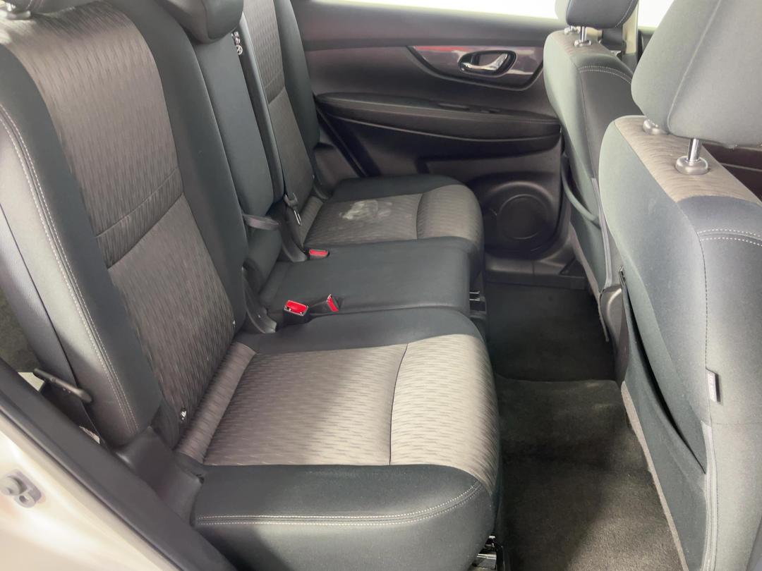 Photo '20' of Nissan X-Trail