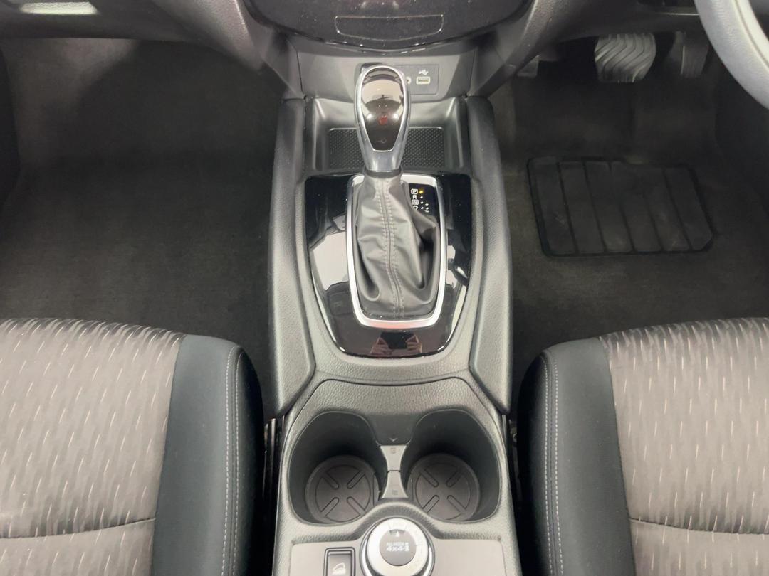 Photo '18' of Nissan X-Trail