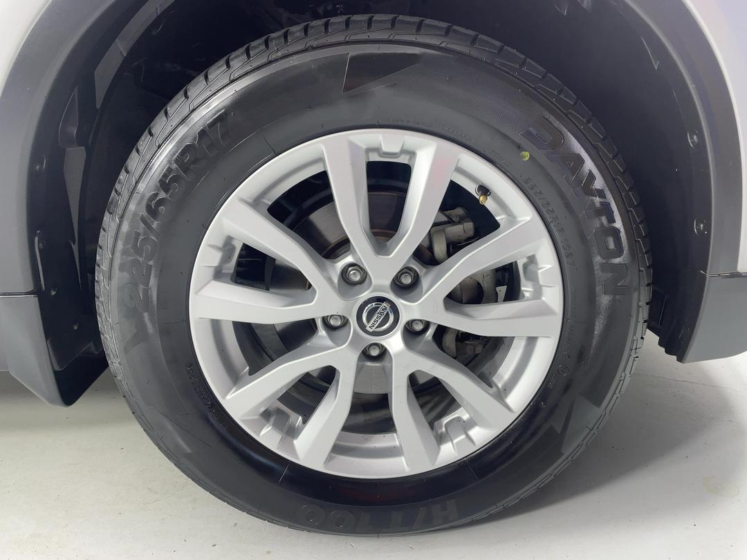 Photo '9' of Nissan X-Trail