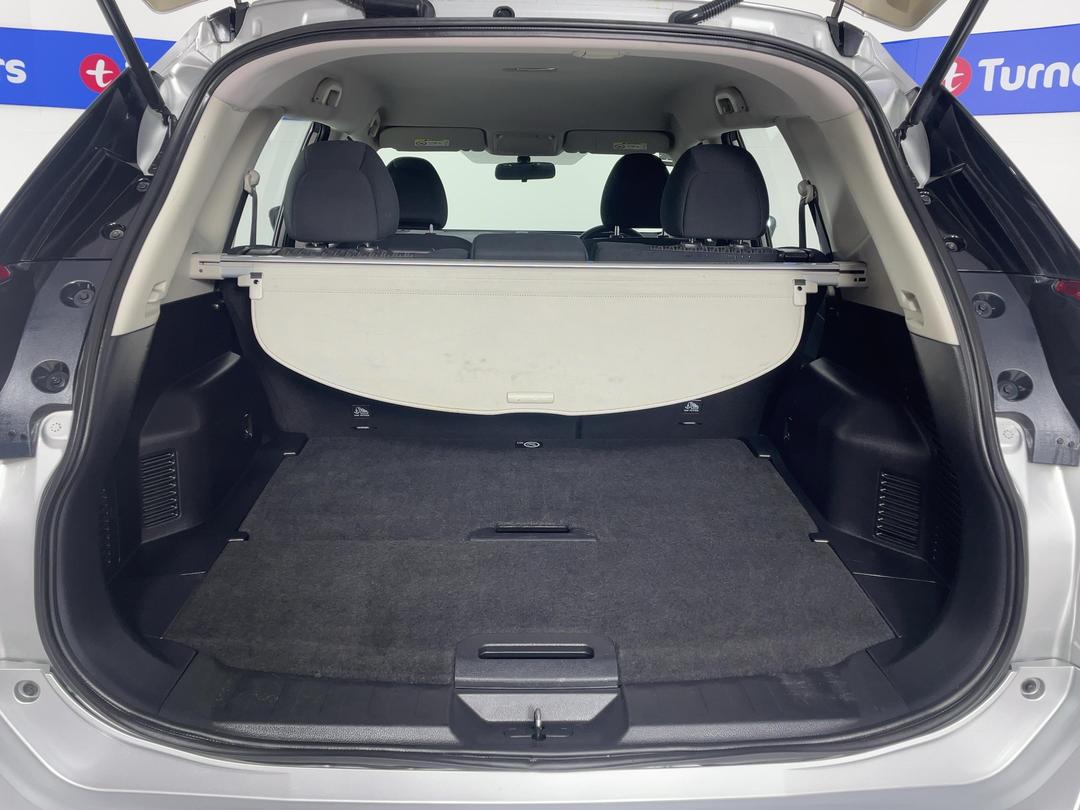 Photo '14' of Nissan X-Trail