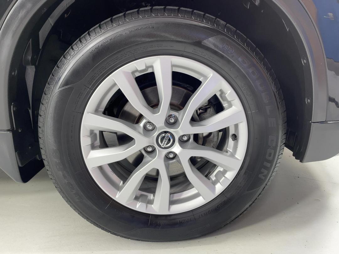 Photo '9' of Nissan X-Trail