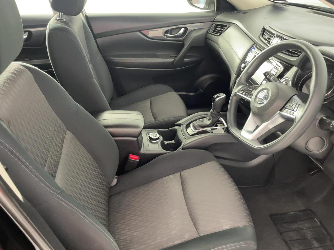 Photo '16' of Nissan X-Trail