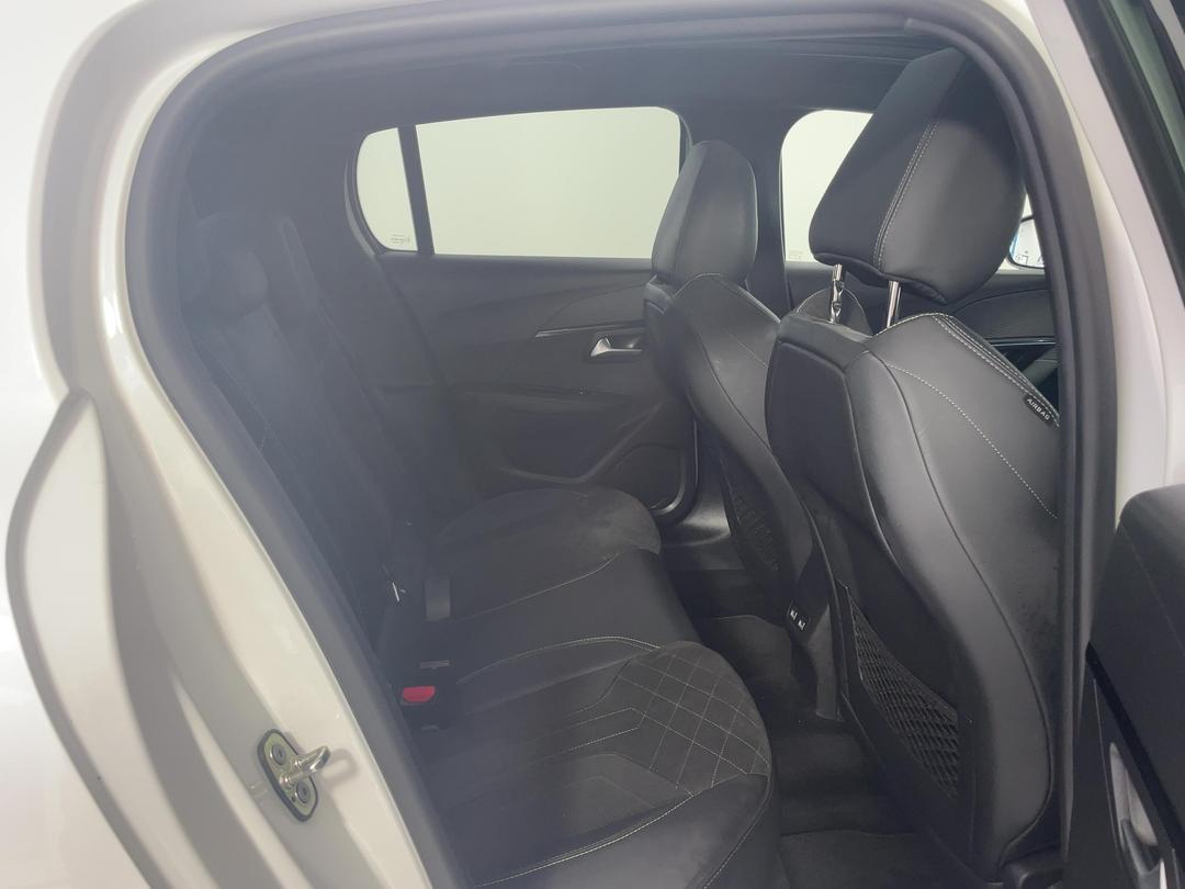 Photo '20' of Peugeot 208