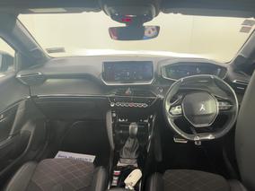 Photo '17' of Peugeot 208