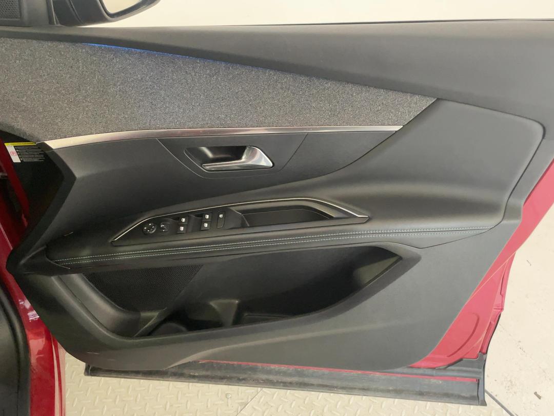 Photo '15' of Peugeot 3008