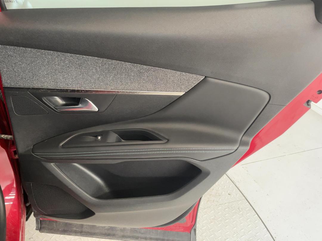 Photo '19' of Peugeot 3008