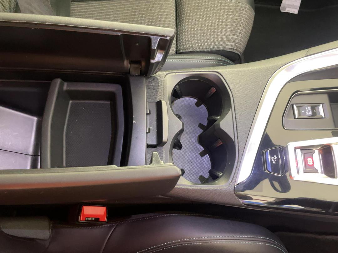 Photo '33' of Peugeot 3008