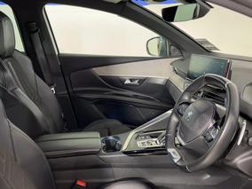 Photo '16' of Peugeot 5008