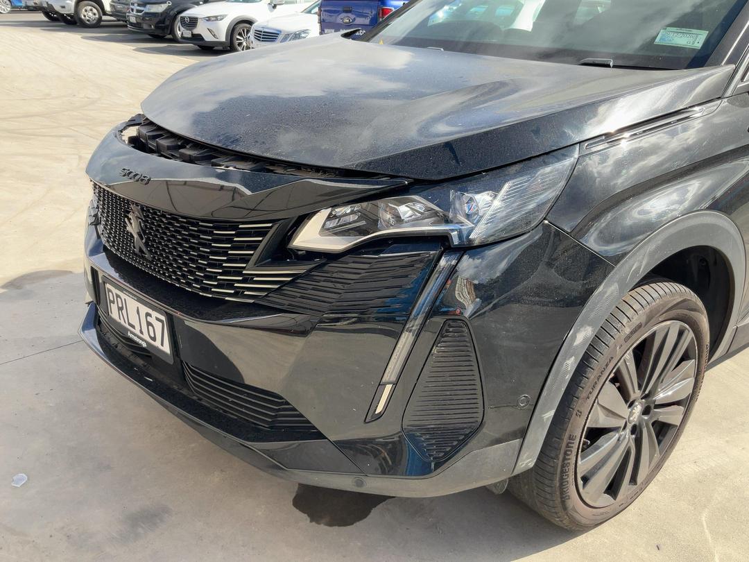 Photo '14' of Peugeot 5008 GT Photo '14' of Peugeot 5008 GT