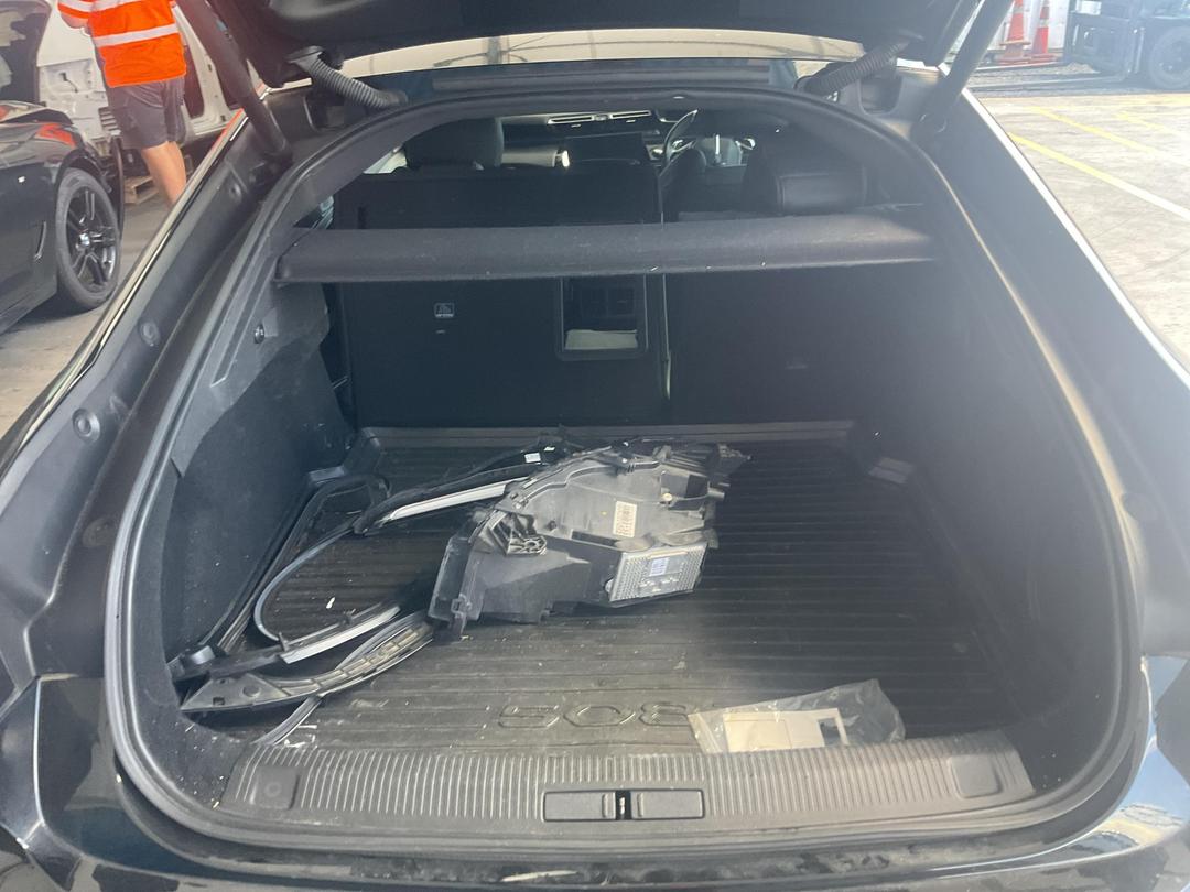 Photo '11' of Peugeot 508 GT