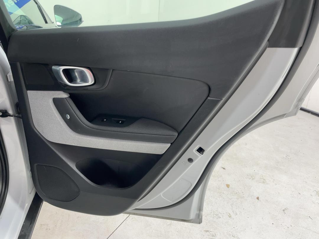 Photo '19' of Polestar Polestar 2