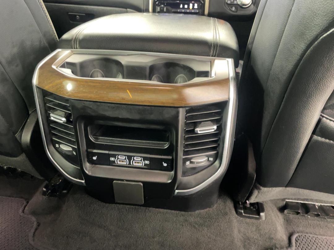 Photo '23' of RAM 1500