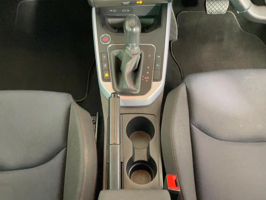 Photo '18' of Seat Arona