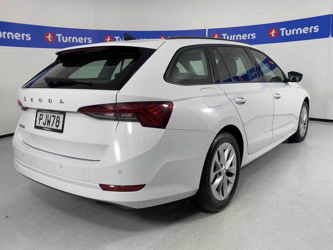 Photo '7' of Skoda Octavia