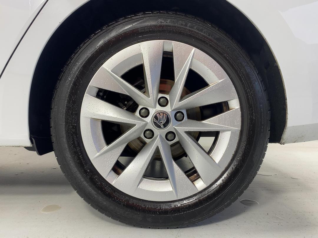 Photo '11' of Skoda Octavia
