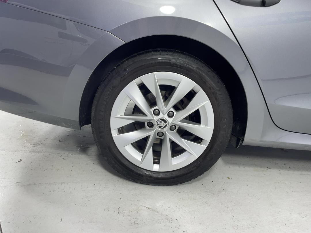 Photo '12' of Skoda Octavia