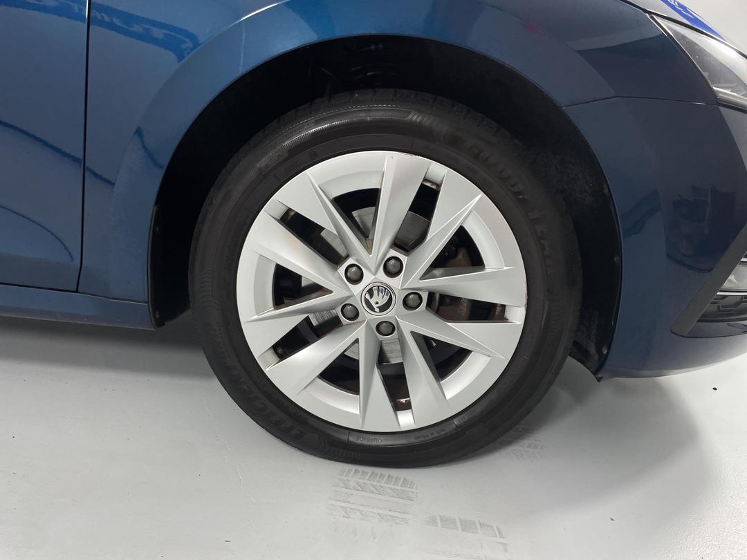 Photo '9' of Skoda Octavia