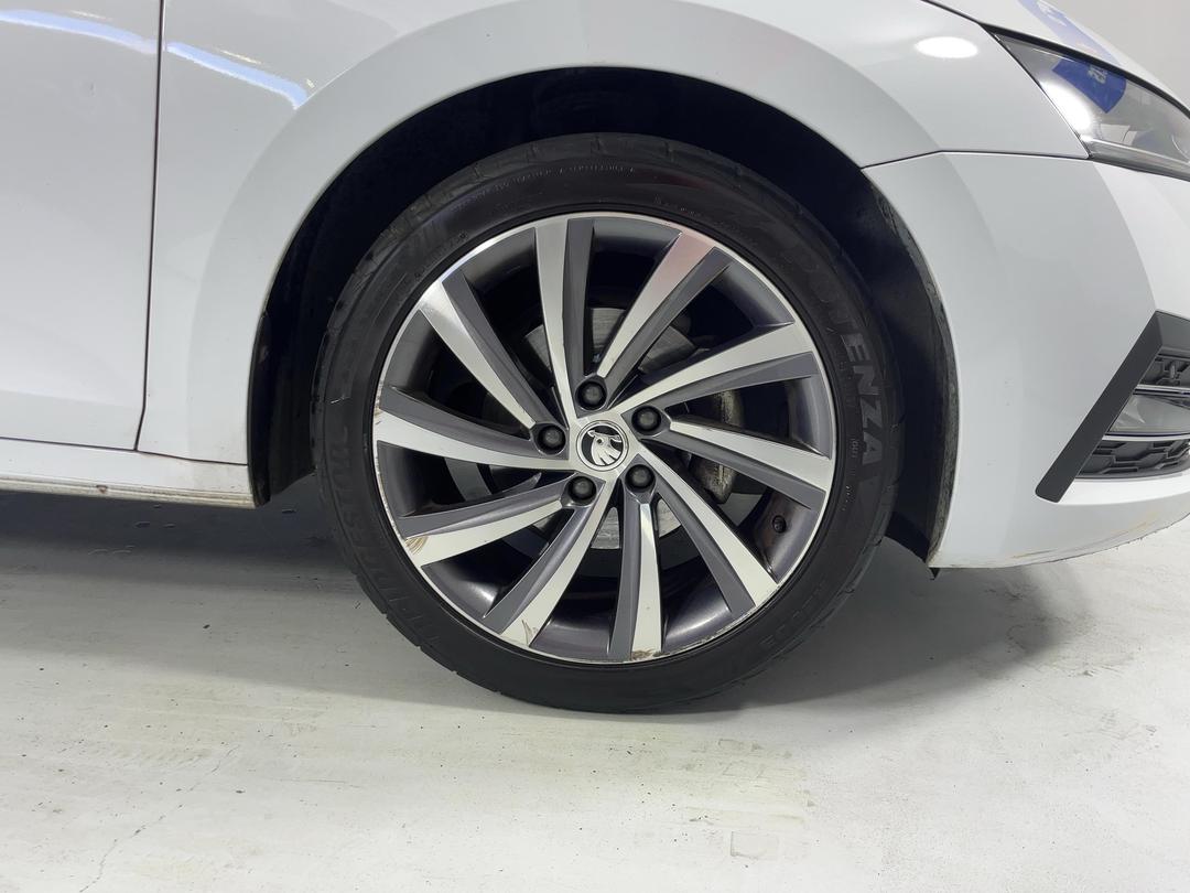 Photo '9' of Skoda Octavia