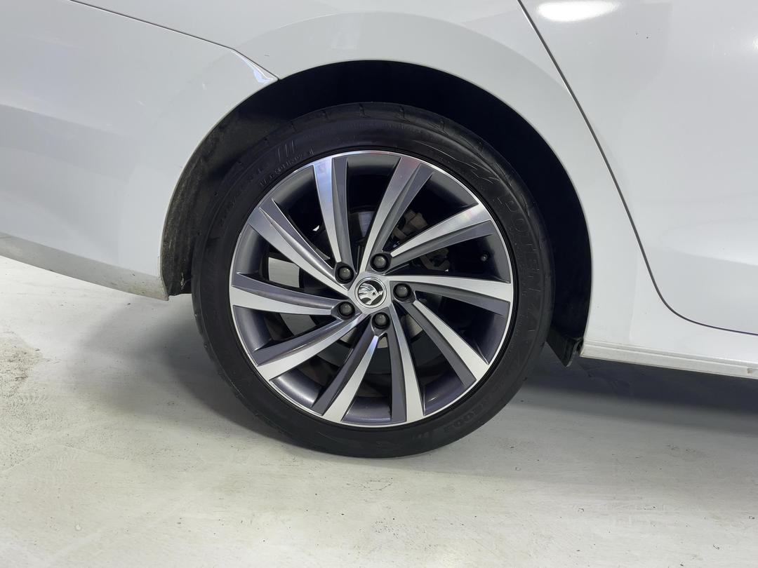 Photo '12' of Skoda Octavia