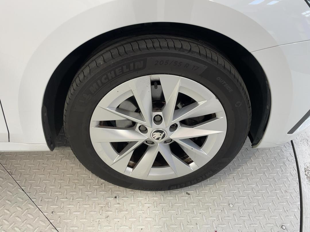 Photo '9' of Skoda Octavia