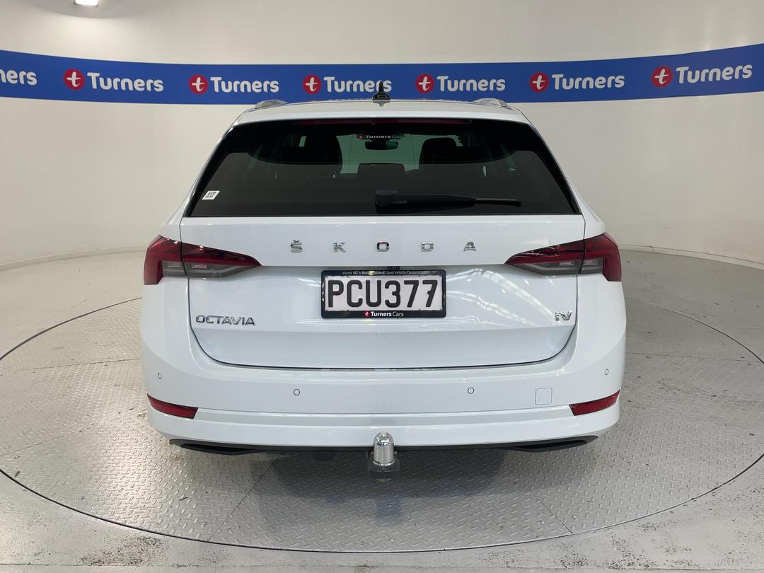 Photo '6' of Skoda Octavia