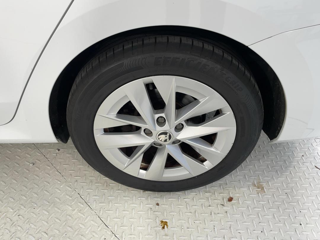 Photo '11' of Skoda Octavia