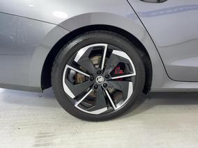 Photo '12' of Skoda Octavia