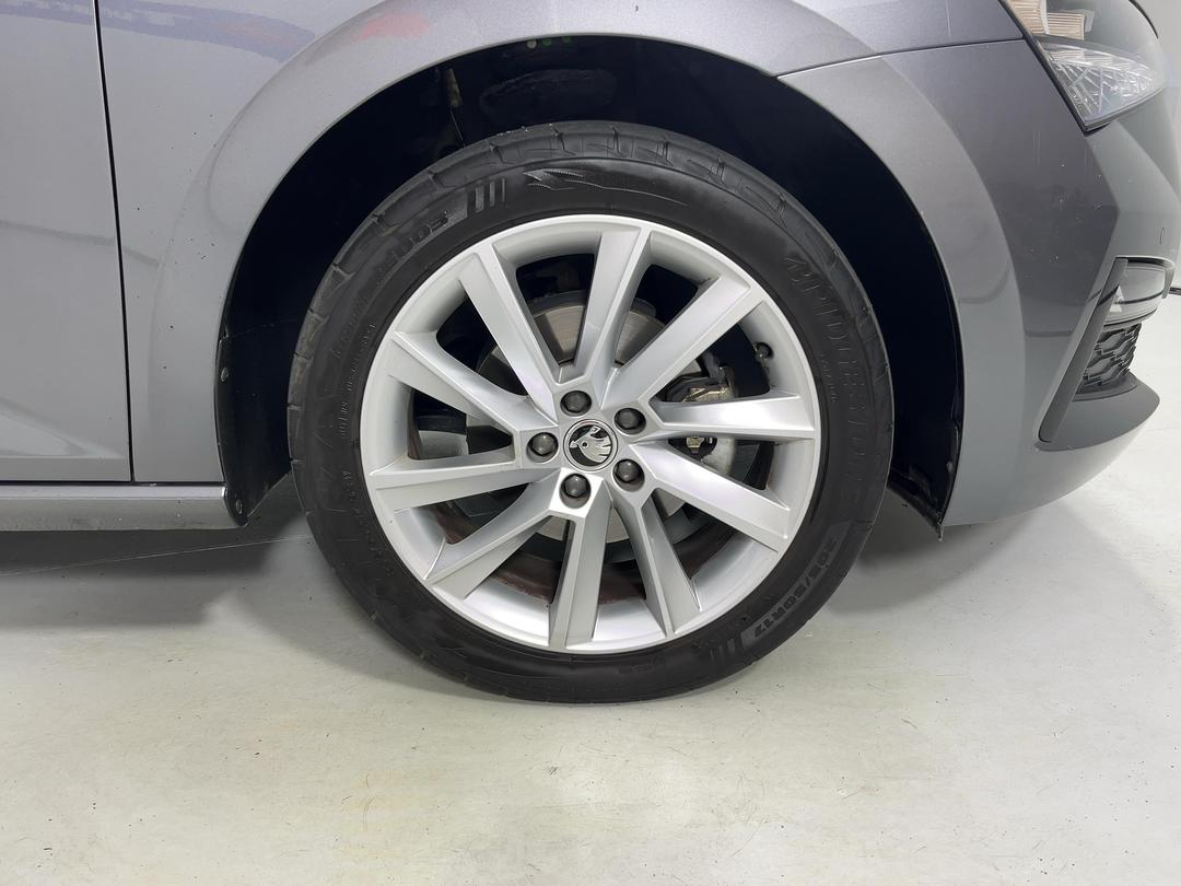 Photo '9' of Skoda Scala