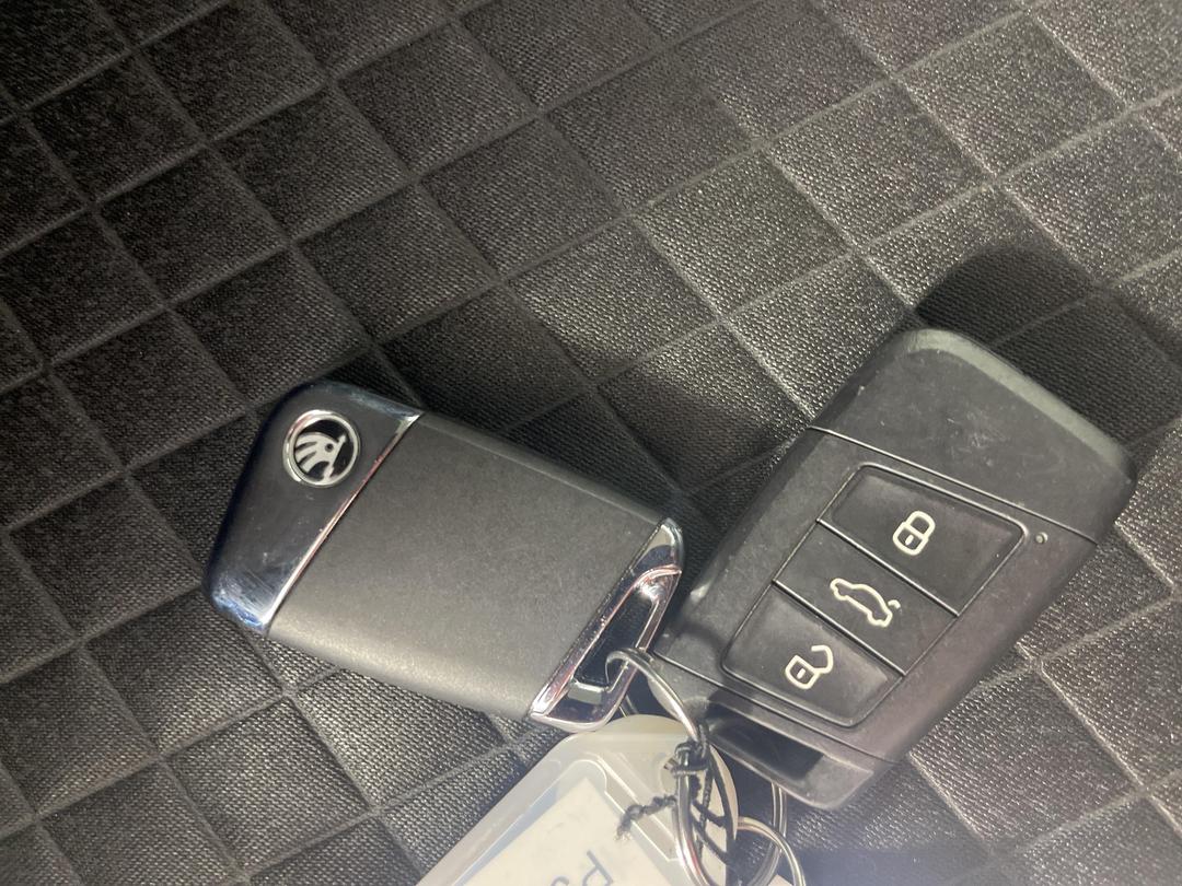 Photo '22' of Skoda Superb