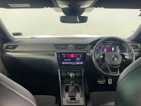 Photo '17' of Skoda Superb
