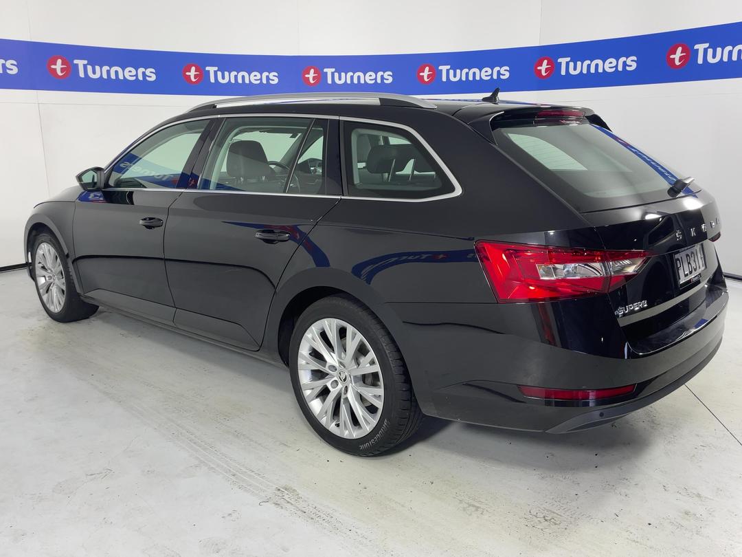 Photo '5' of Skoda Superb