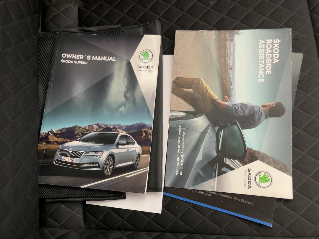 Photo '27' of Skoda Superb
