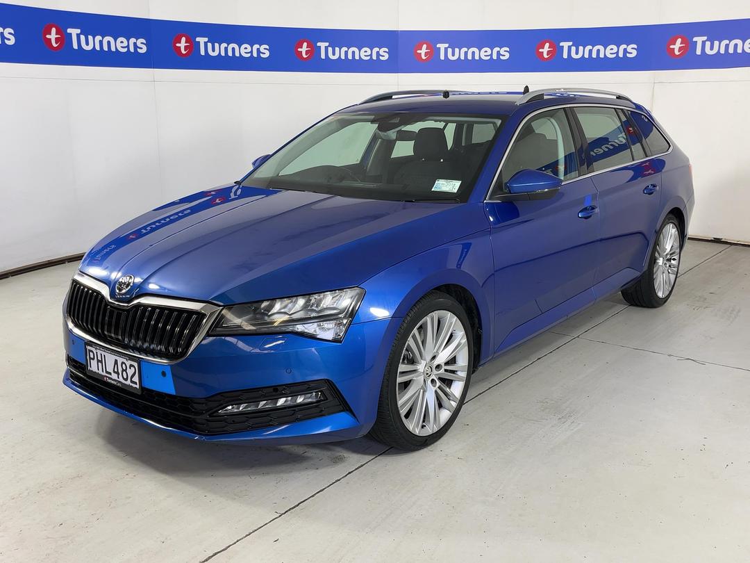 Photo '4' of Skoda Superb