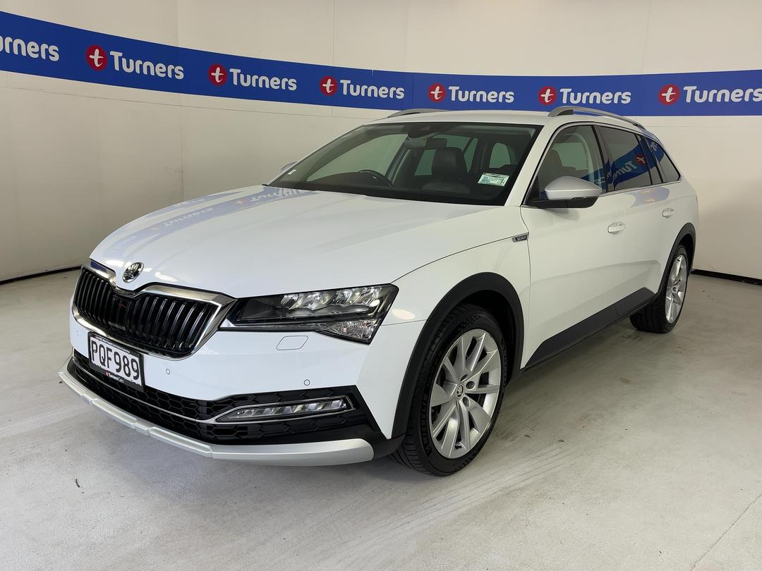 Photo '4' of Skoda Superb