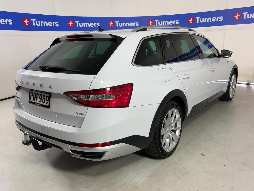 Photo '7' of Skoda Superb