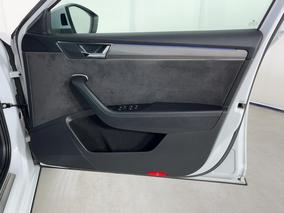 Photo '15' of Skoda Superb