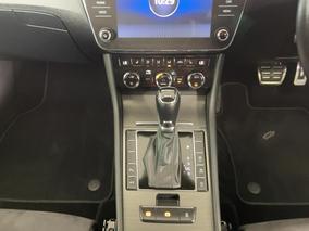 Photo '18' of Skoda Superb