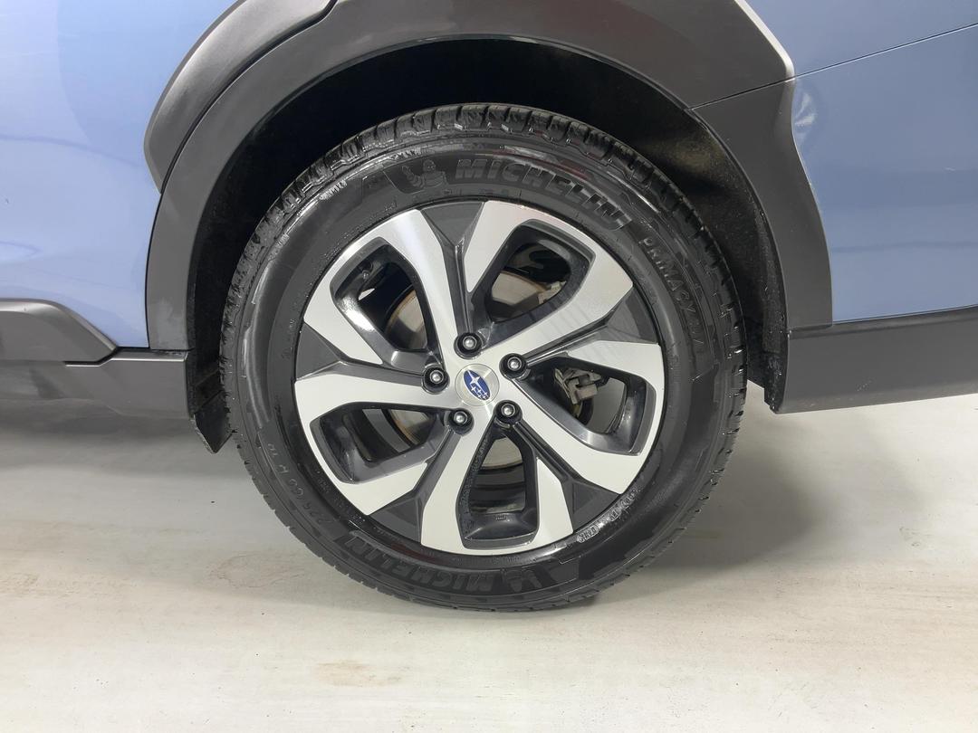 Photo '11' of Subaru Outback