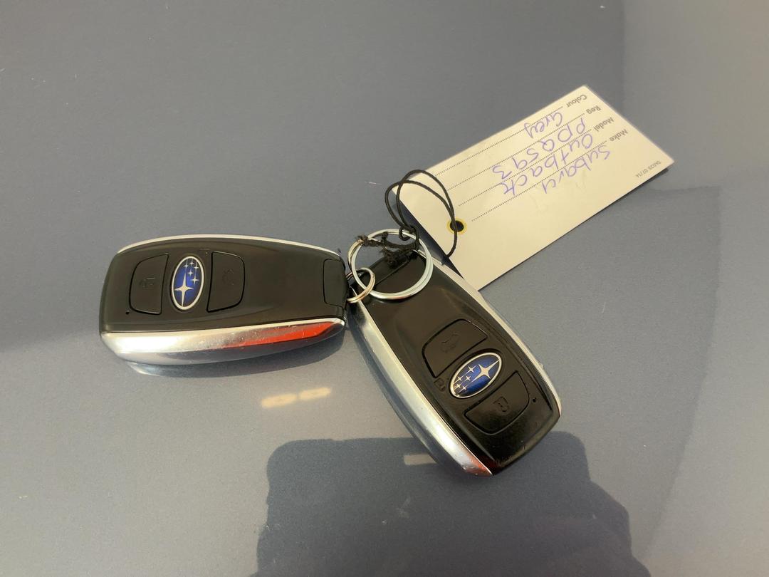 Photo '22' of Subaru Outback