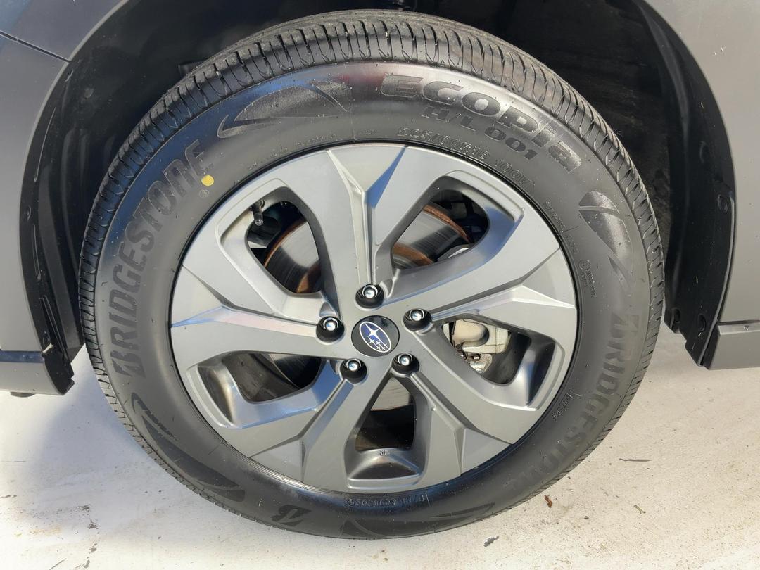 Photo '10' of Subaru Outback