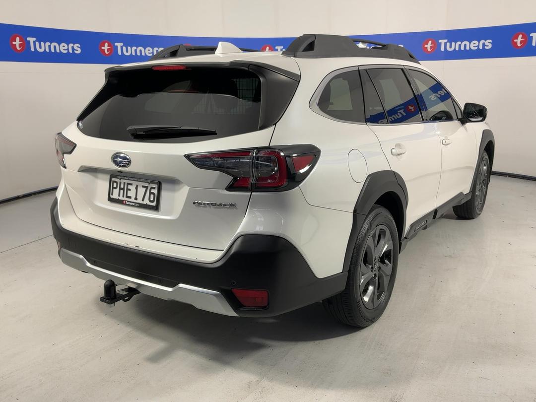 Photo '7' of Subaru Outback