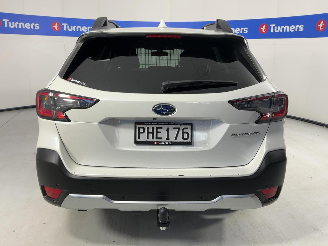 Photo '6' of Subaru Outback