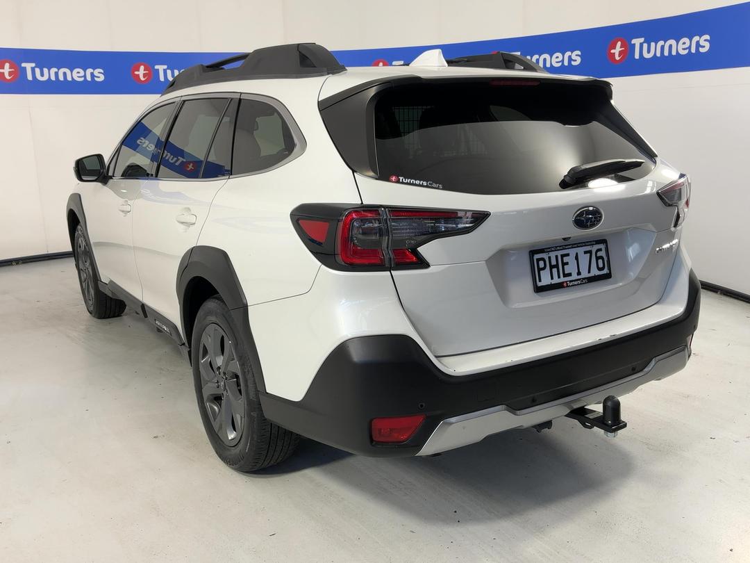 Photo '5' of Subaru Outback