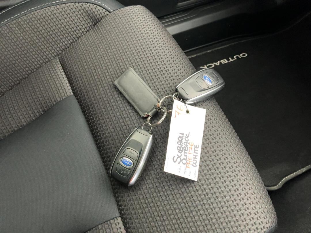 Photo '22' of Subaru Outback
